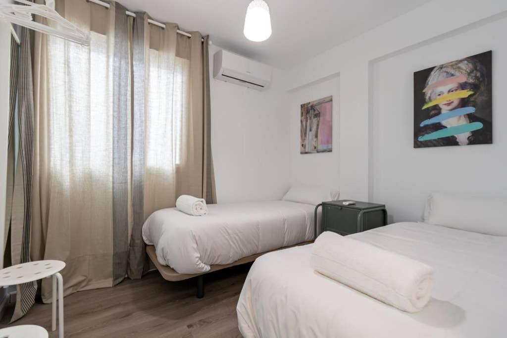 Triana Maestro Deluxe By Valcambre Apartment Seville Exterior photo