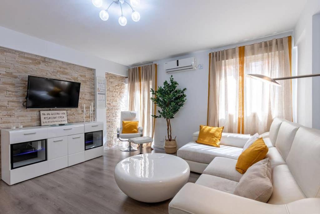 Triana Maestro Deluxe By Valcambre Apartment Seville Exterior photo